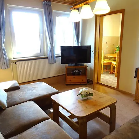 Specht - 1 - A89218 *